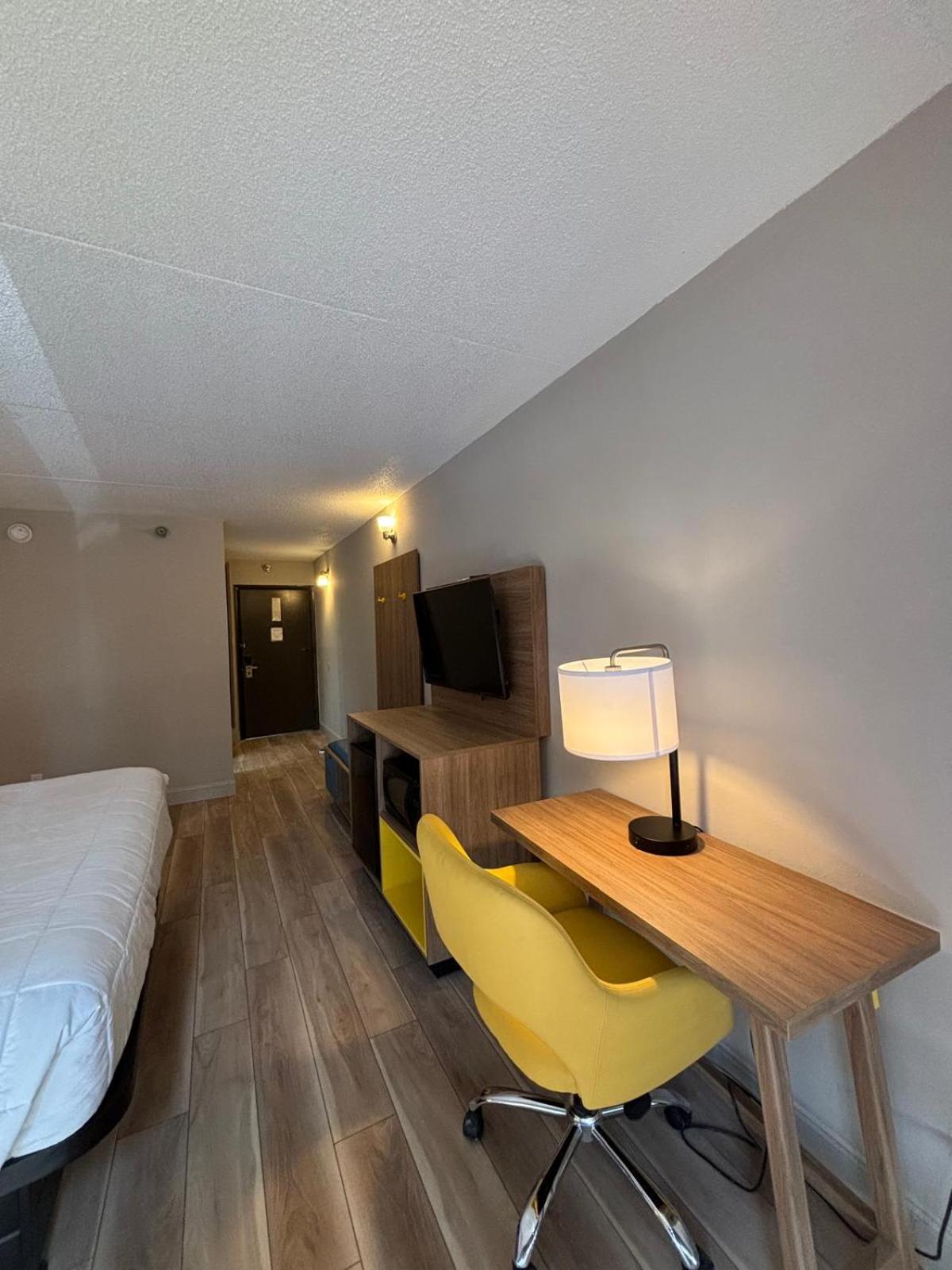 Days Hotel By Wyndham Williamsburg I-64 Zewnętrze zdjęcie