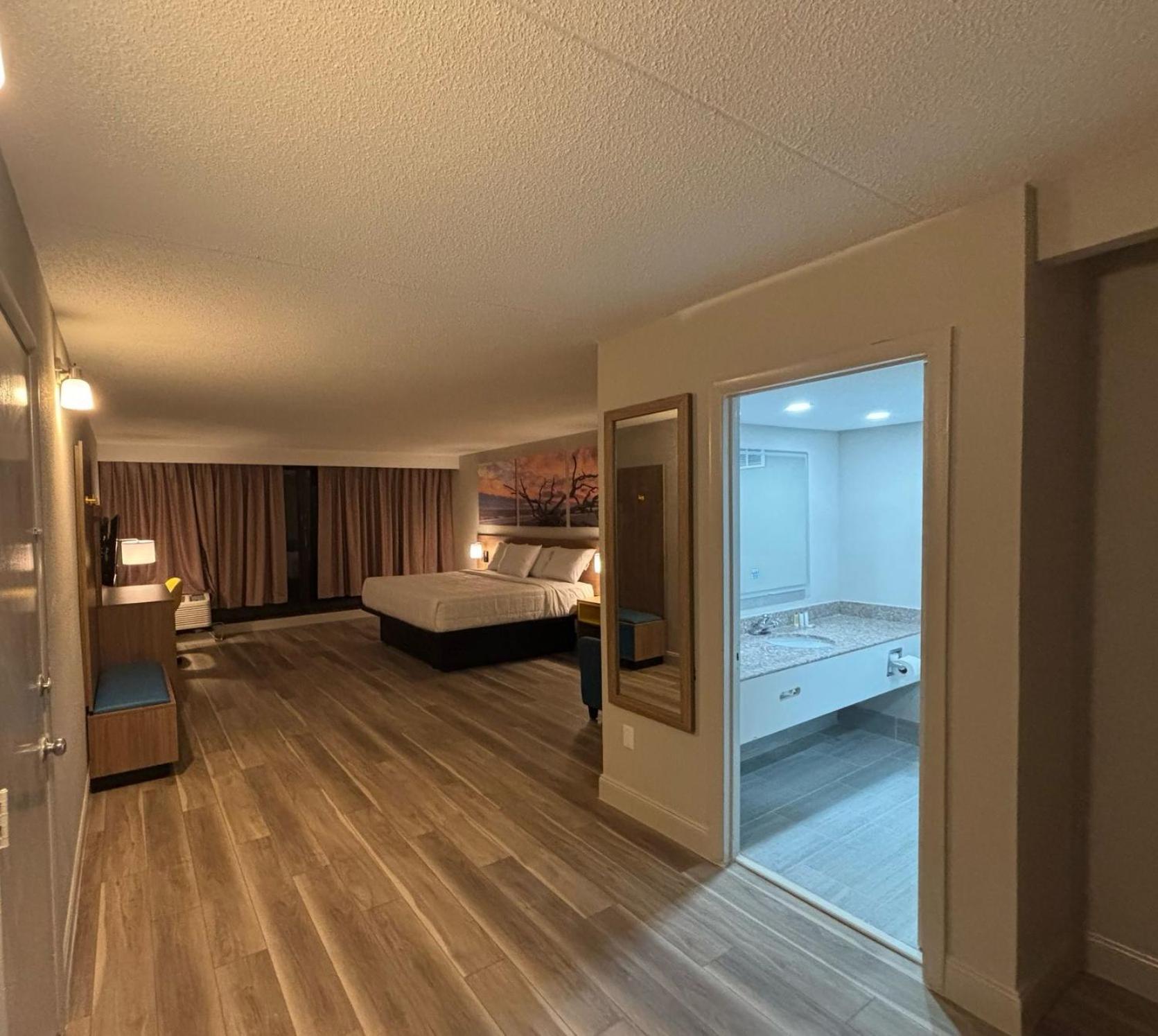 Days Hotel By Wyndham Williamsburg I-64 Zewnętrze zdjęcie