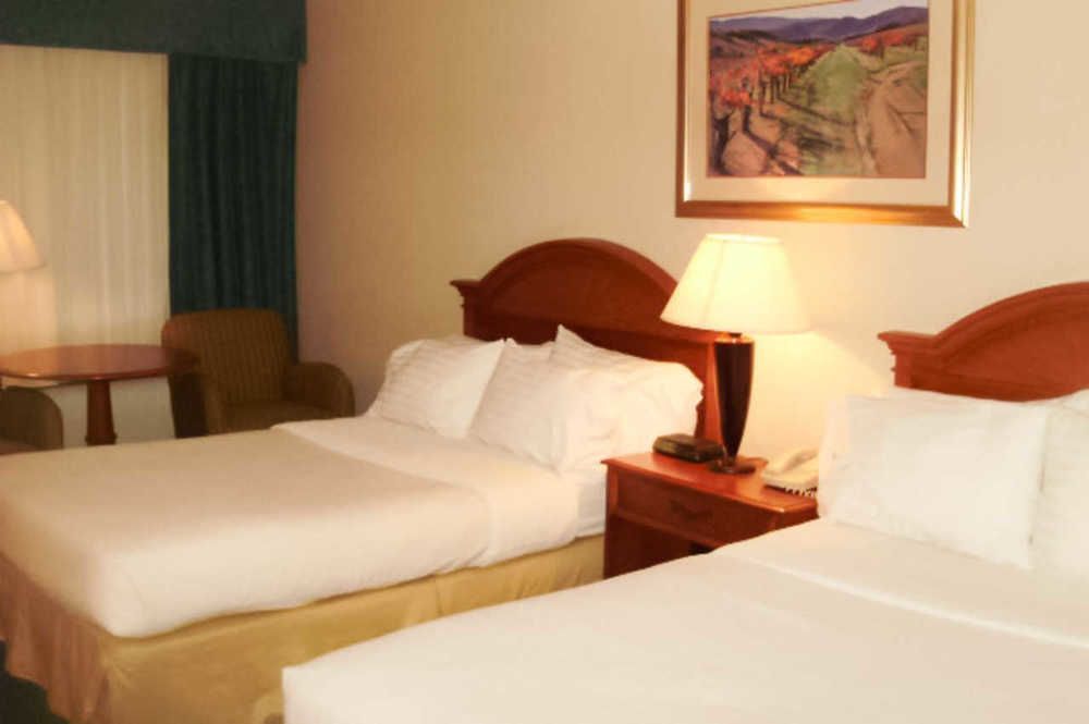 Days Hotel By Wyndham Williamsburg I-64 Zewnętrze zdjęcie